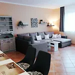 Szenczi Vendeghaz Buk