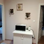 Szenczi Vendeghaz Apartmán Bük