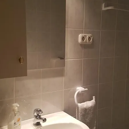 Szenczi Vendeghaz *
