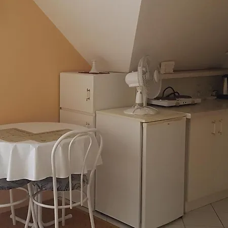 Szenczi Vendeghaz Apartment Buk