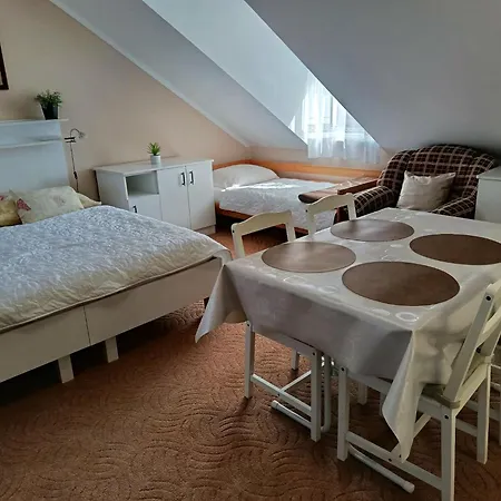 Szenczi Vendeghaz * Bük