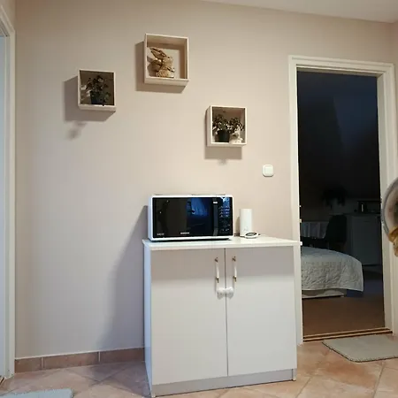Szenczi Vendeghaz Apartament Bük