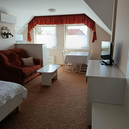 Apartament Szenczi Vendeghaz
