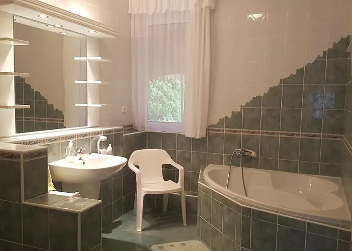 Szenczi Vendeghaz Bük