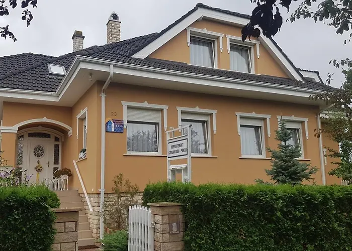 公寓 Szenczi Vendeghaz *